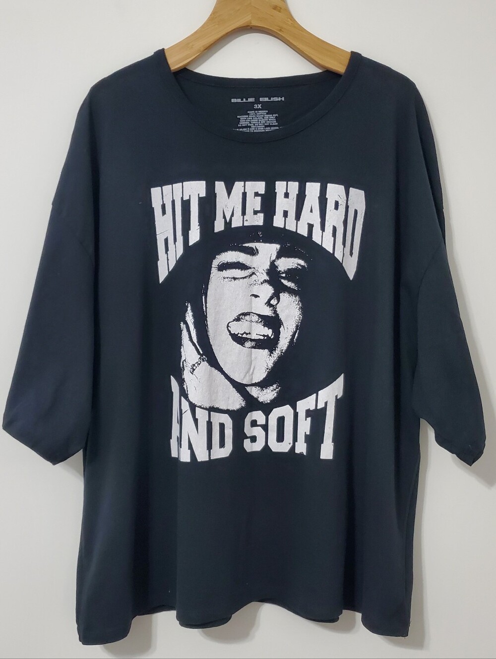 Billie Eilish Concert Tee  Hit Me Hard and Soft Black Women Size 3X